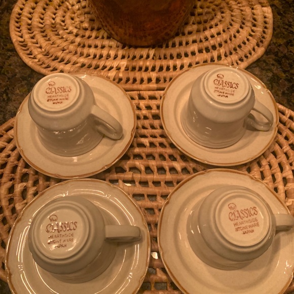 Sunmarc stoneware Tea Cup and saucer set. - Picture 2 of 3